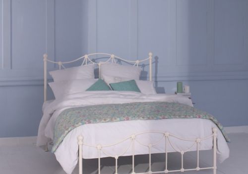 King size metal bed frame low foot end discount