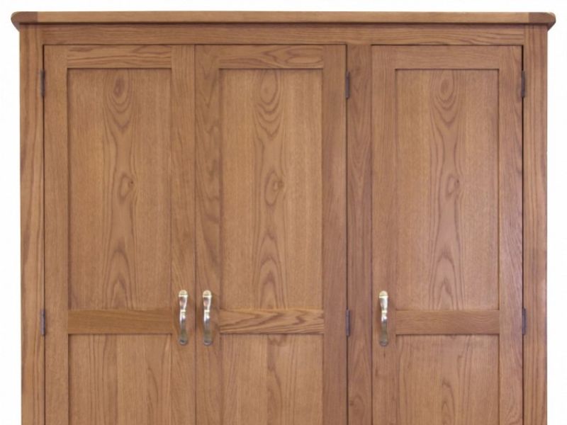 GFW Bowthorpe Oak 3 Door 2 Drawer Wardrobe