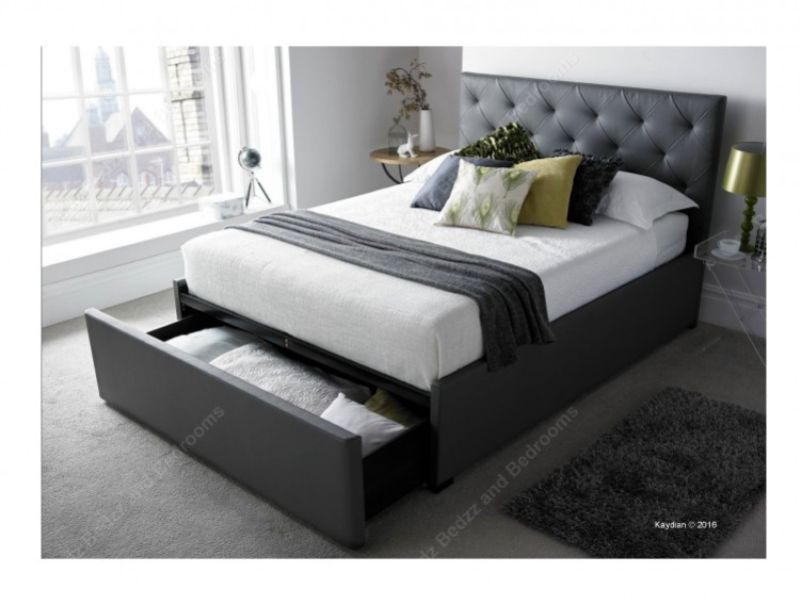 Kaydian Corbridge 5ft Kingsize Grey Leather Bed