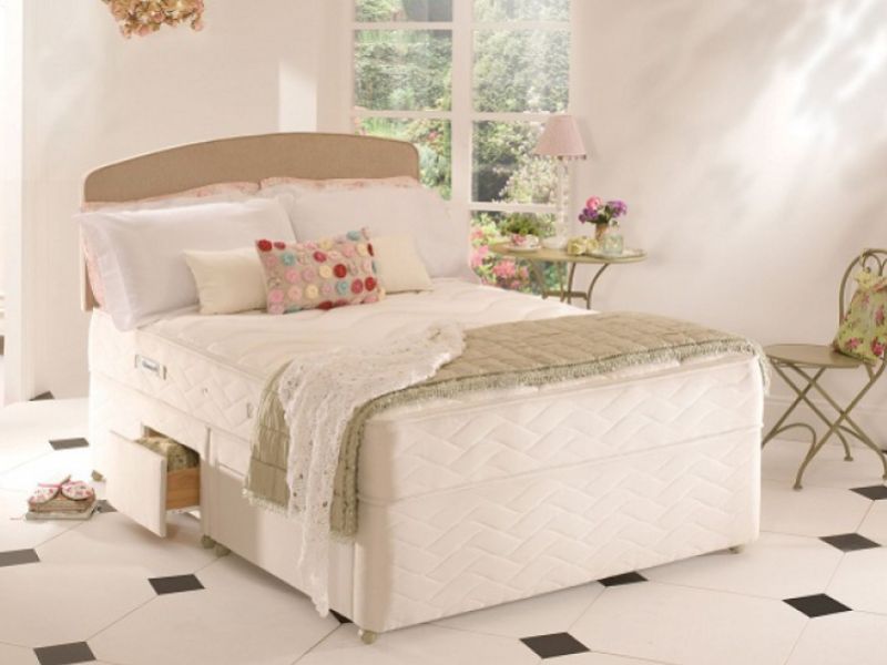Sealy Memory Support 4ft6 Double Posturepedic with Zoned Foam Mattress