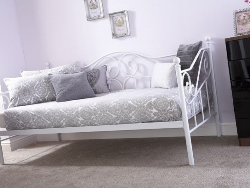 GFW Madison 3ft Single White Metal Day Bed