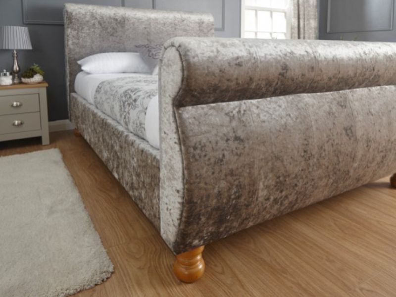 GFW Chicago 4ft6 Double Crushed Velvet Bed Frame