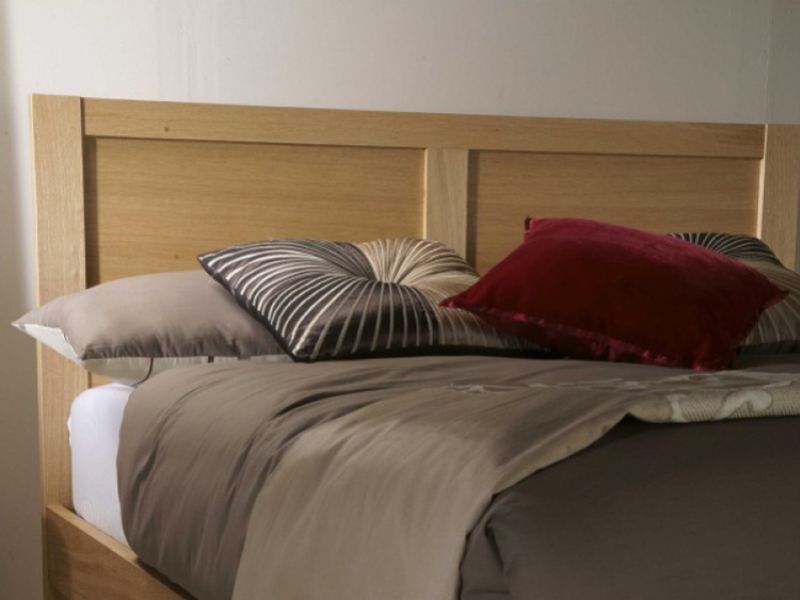 Limelight Atlas 5ft Kingsize Oak Veneer Bed Frame