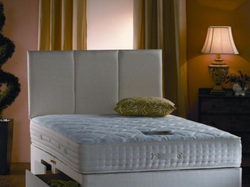 Highgrove Aloe Vera 1000 Pocket Spring with Memory Foam 4' Small Double Divan Bed