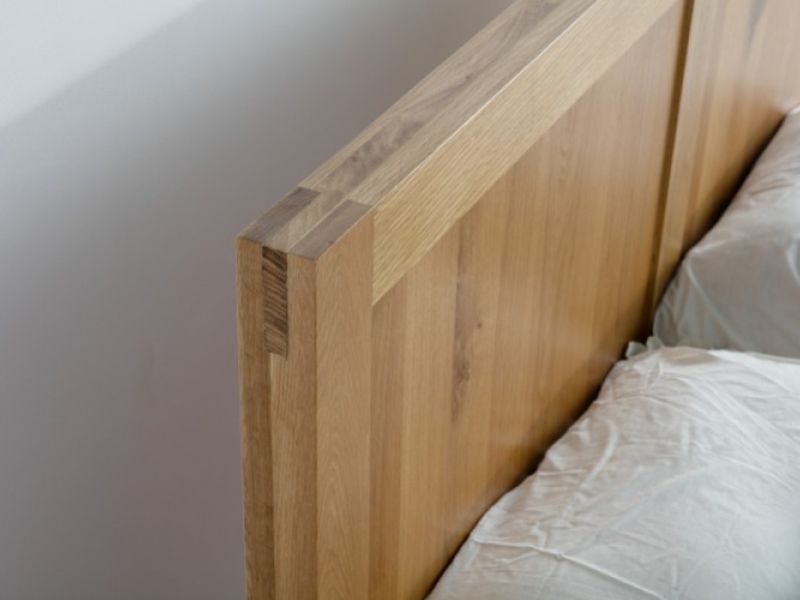 Birlea Bellevue 5ft Kingsize Oak Wooden Bed Frame