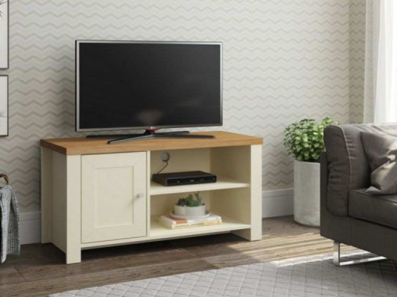 Birlea Winchester Small TV Unit In Cream And Oak