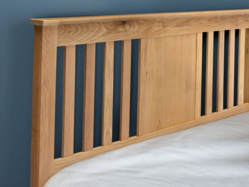 Flintshire Glynne 5ft Kingsize Solid Oak Wooden Bed