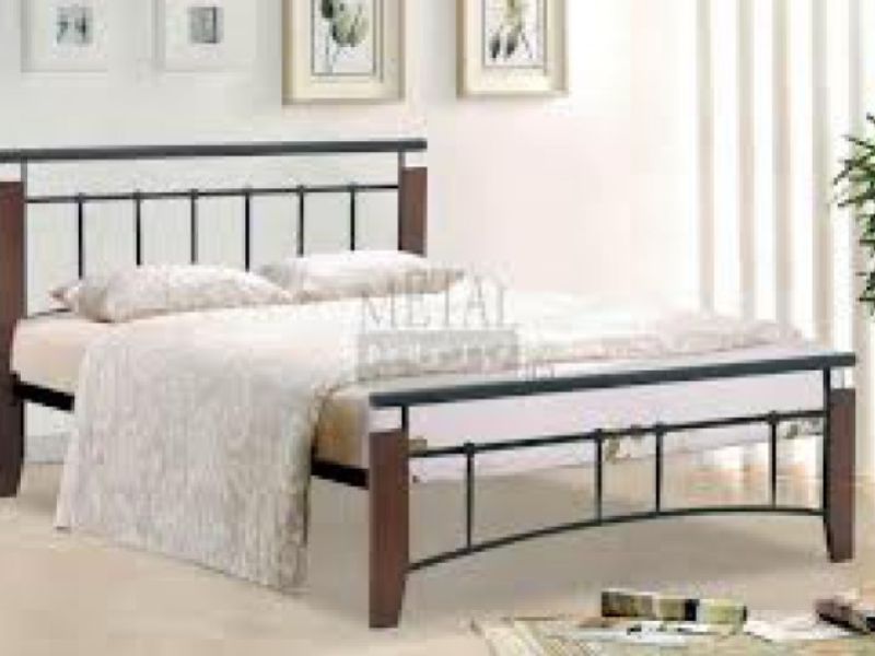 Metal Beds Kentucky 4ft6 (135m)  Double Black and Antique Oak Bed Frame