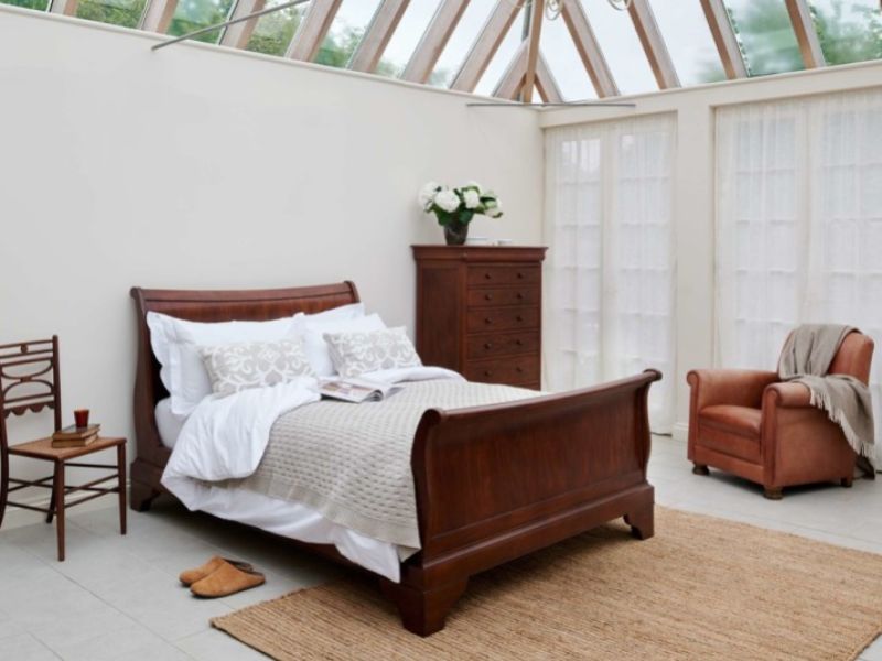 Willis And Gambier Antoinette 5ft Kingsize Wooden Bed Frame