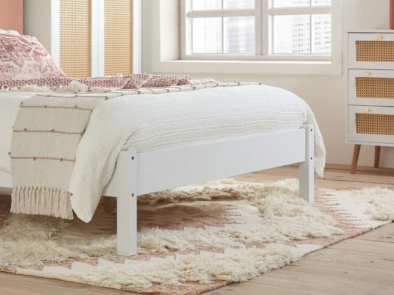 Birlea Croxley Rattan And White Finish 5ft Kingsize Bed Frame
