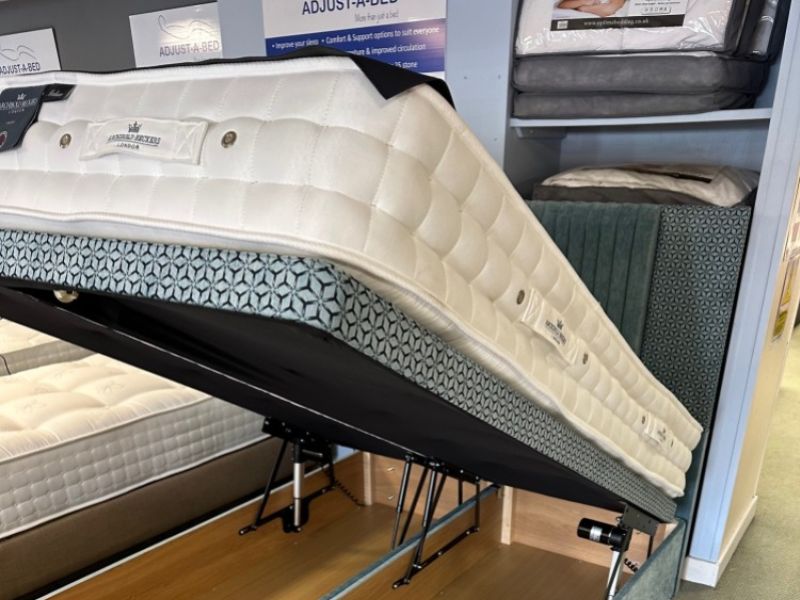 STORE CLEARANCE 4ft6 Double Electric Ottoman Bed With Headboard