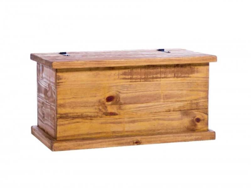 Core Farmhouse Pine Storage Trunk