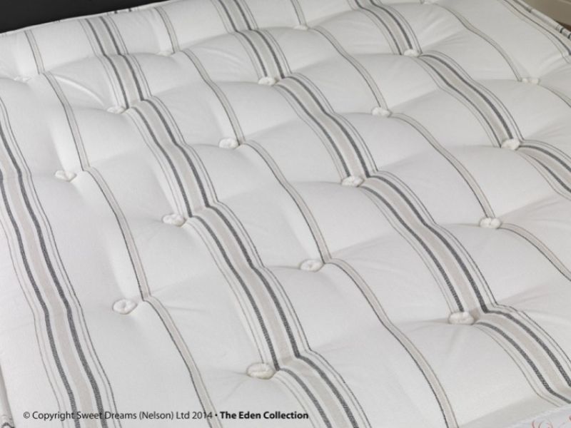 Sweet Dreams Overture 5ft Kingsize 1000 Pocket Sprung Divan Bed
