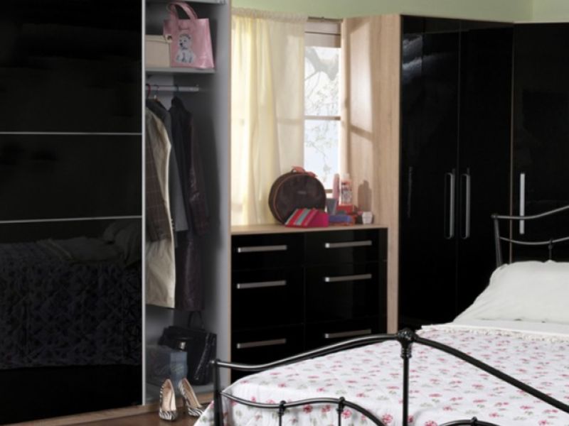 Sweet Dreams Gloss Black Sliding Door Wardrobe with Mirrors