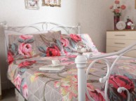 GFW Panache Crystal 4ft6 Double White Metal Bed Frame Thumbnail