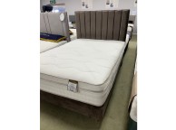 STORE CLEARANCE Ventnor 2000 Pocket 4ft6 Double Shallow Base Bed With Headboard Thumbnail