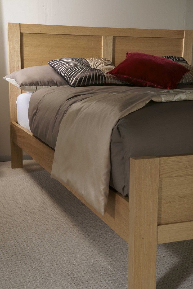 Limelight Atlas 4ft 6 Double Oak Veneer Bed Frame