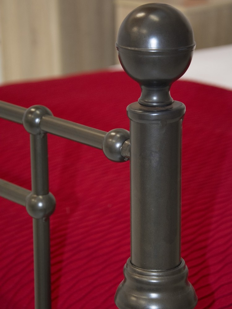 GFW Kensington 5ft Kingsize Antique Copper Metal Bed Frame by GFW